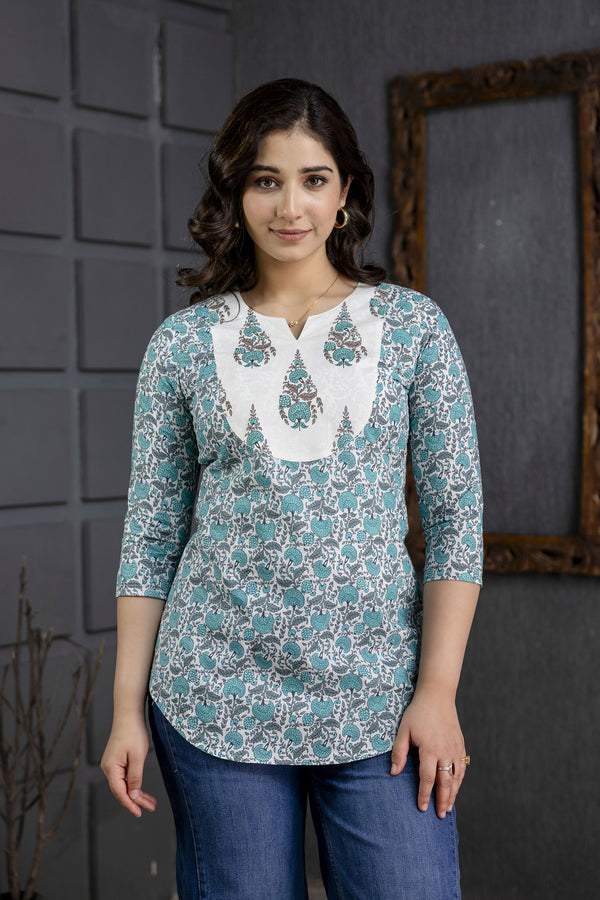 Women's Blue Cotton Printed Top