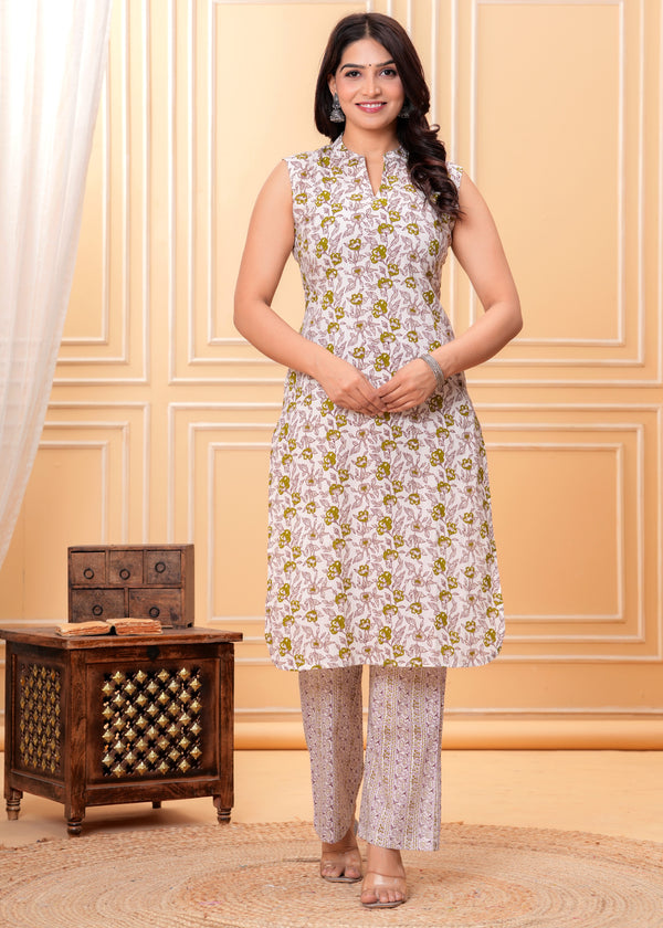 Myaza Women Green Flower Printed Kurta Pant Set