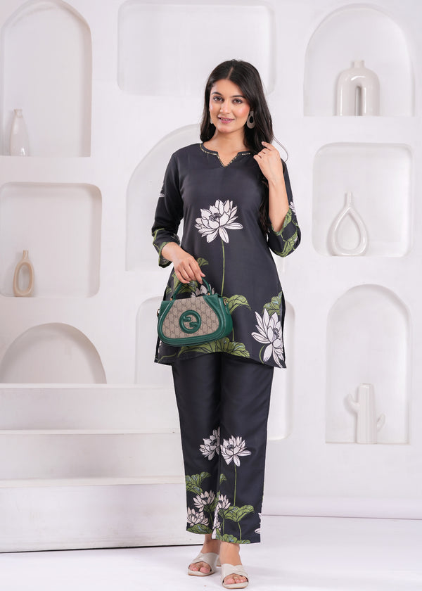 Myaza Women Dark Green Rayon Foil Digital Printed Co-Ord