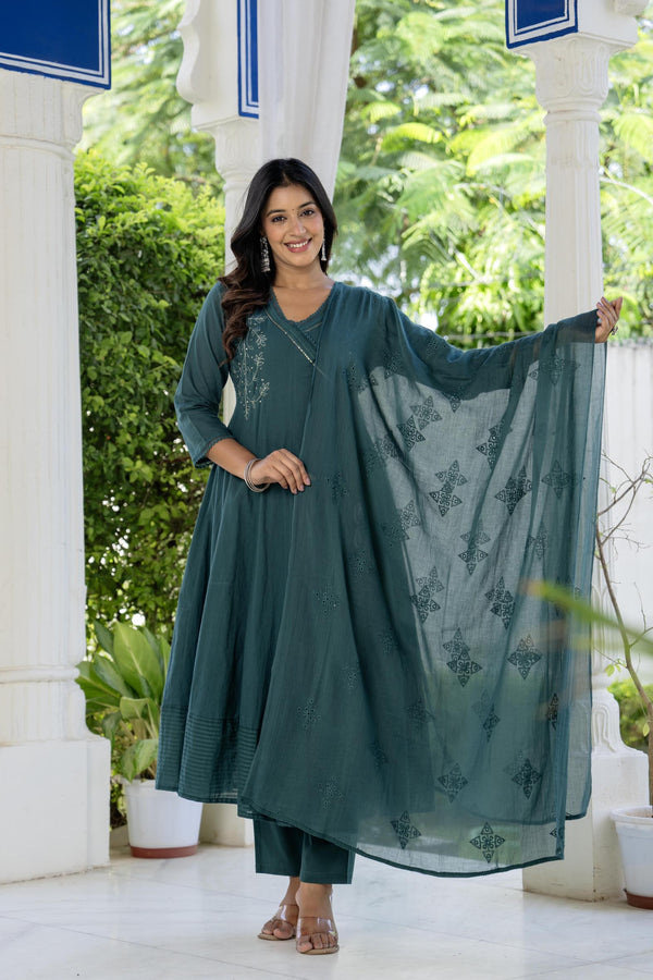 Green Solid with Embroidered Kurta Set
