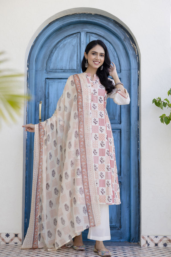 Pink Embroidary Cotton Kurta Pant Dupatta Set